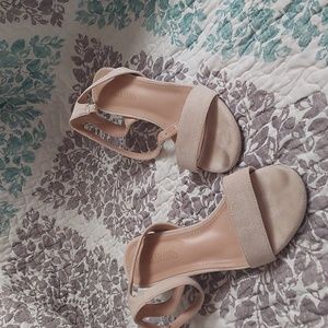 Chunky heel